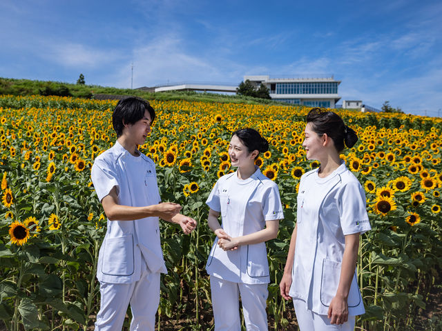 関西看護医療大学の写真