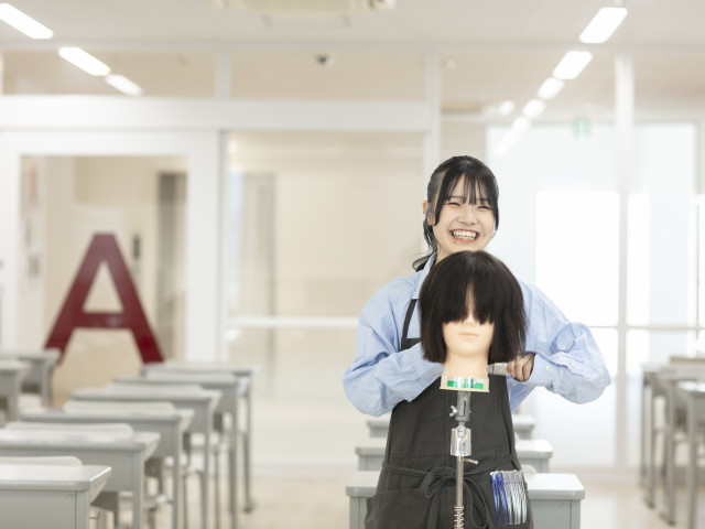 昼間課程 午前ヘアスタイリスト科 午前ヘアスタイリスト科