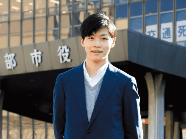 行政学科 公務員事務初級コース 1年目で公務員事務職試験の合格をめざします