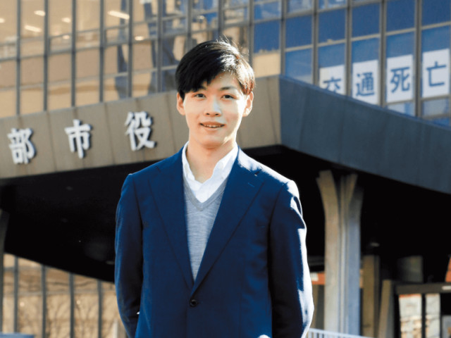 行政学科 公務員事務初級コース 1年目で公務員事務職試験の合格をめざします