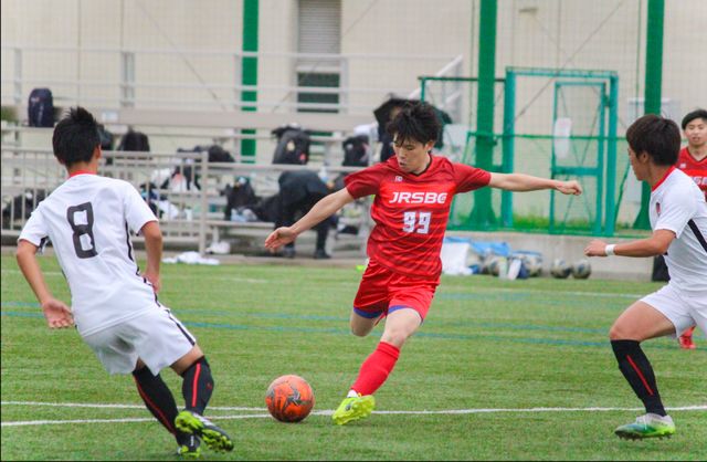 スポーツ学科 アスリート公務員コース スポーツで培った体力・精神力・判断力を活かして警察官や消防官、自衛官に。公務員試験合格に向けたカリキュラム、実技・筆記試験対策も万全！