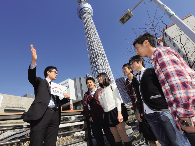 鉄道・観光学科 観光・トラベルコース 国内旅行業務取扱管理者試験も、 毎年多くの学生が合格しています！
