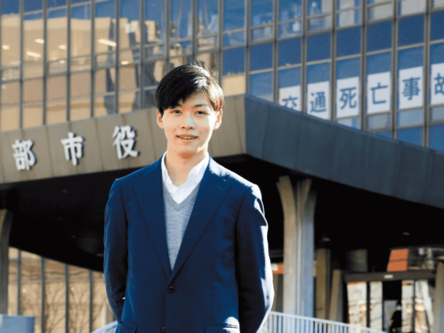 行政学科 公務員事務初級コース 1年目で公務員事務職試験の合格をめざします