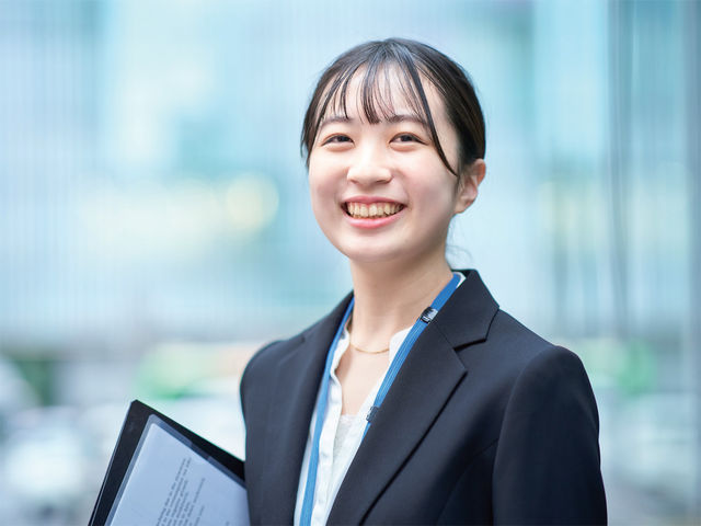 会計学科 経理ビジネスコース ビジネスで役立つ専門知識と技能を学び、事務職や販売・営業職で活躍できる実践的な能力を育てます