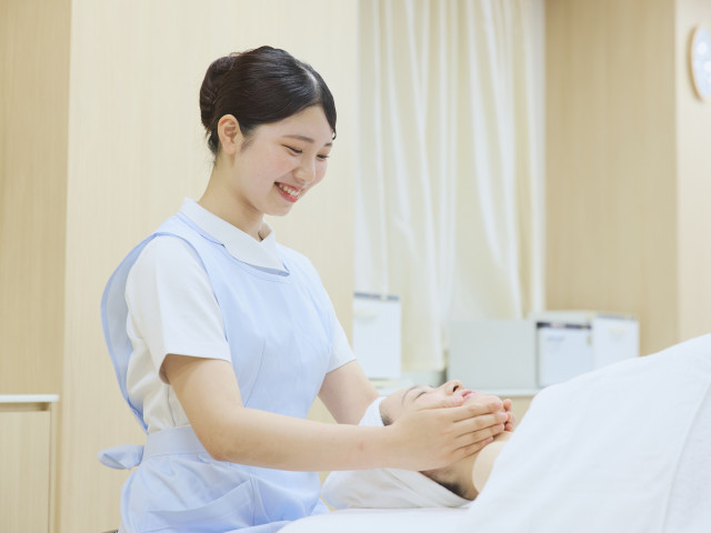 ●美容科 エステティック 世界に通用するエステで、本物のキレイを磨く。