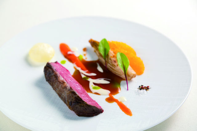 調理師本科 1年間で集中的に技能と知識を学びとり、料理人として活躍するための土台を築く。