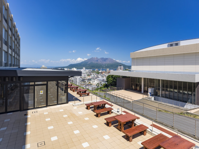 志學館大学
