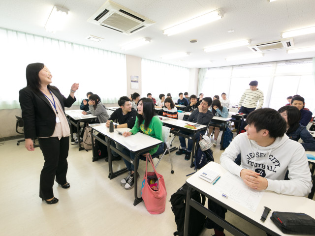 上野法律ビジネス専門学校