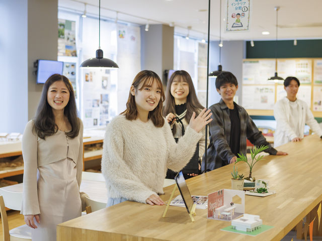 修成建設専門学校の写真