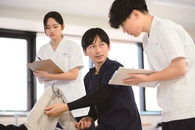 国際医学技術専門学校