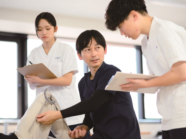 国際医学技術専門学校