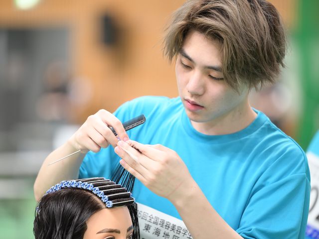 伊勢理容美容専門学校の写真