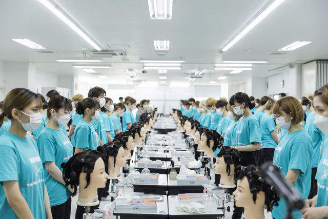 鹿児島県美容専門学校