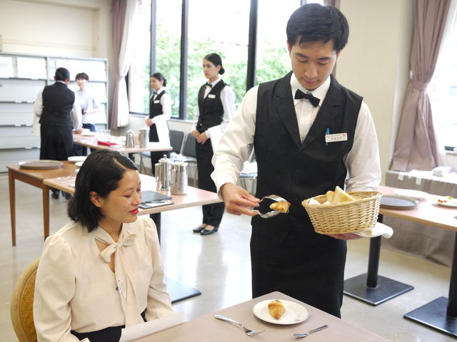 仙台YMCA国際ホテル専門学校