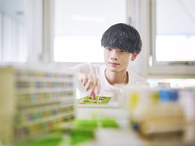 東海工業専門学校金山校の写真