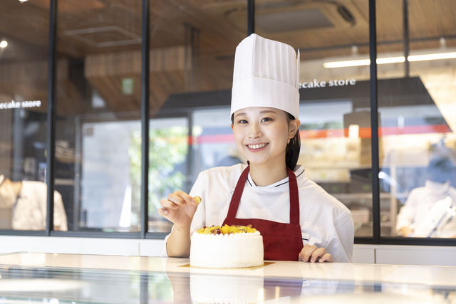 福岡ホテル・ウェディング＆製菓調理専門学校