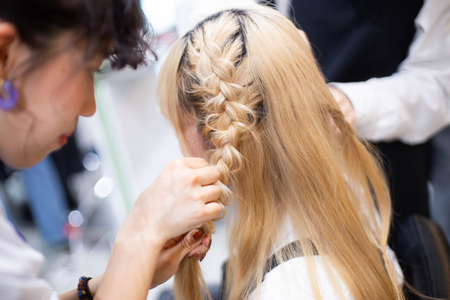 美容学科 ヘアプランナーコース 【専攻科目：カット、カラー、パーマ、アレンジ、シャンプースパ、メイク、着付、ブライダル】