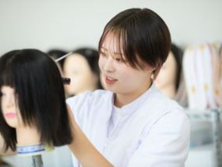山口県理容美容専門学校