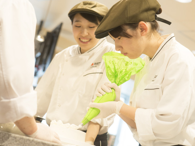 富山調理製菓専門学校