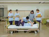 介護福祉士科学部・学科・コース情報