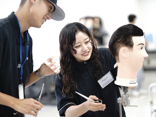 理容体験入学会の画像