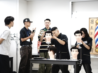 理容体験入学会の画像