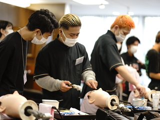 理容体験入学会の画像