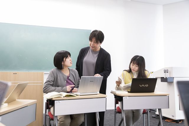 経営学部 会計ガバナンス学科 会計学を主軸に、さまざまな組織の会計と、それらの組織を活かすための理論を学ぶ