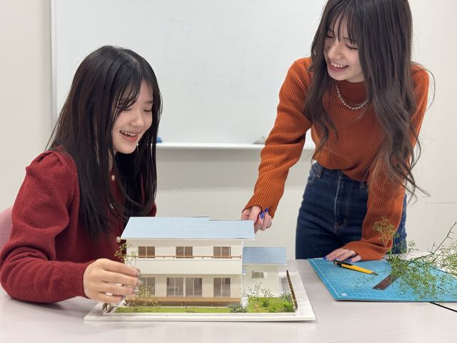 家政学部 生活科学科 建築デザイン専攻 インテリアコーディネーター、建築士をめざす