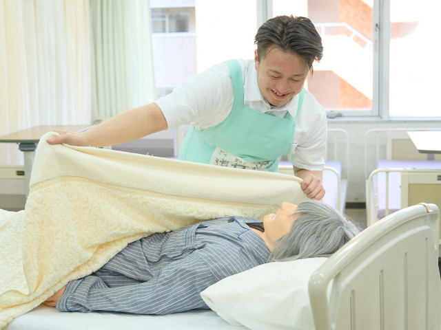 介護福祉士学科 実践力のある介護のプロフェッショナルへ！