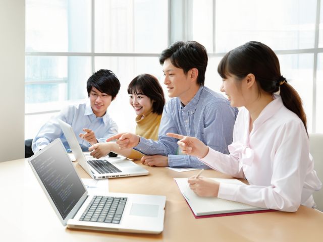 総合情報(大学併修)学科 専門学校と大学を同時に卒業、キミの夢をさらに広げる「学び」のスタイル