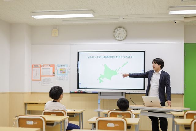 児童教育・大学科 小学校教育コース 0～12歳の学びや発達をトータルで理解！タブレット教育など最新ICT教育ができる先生になろう！