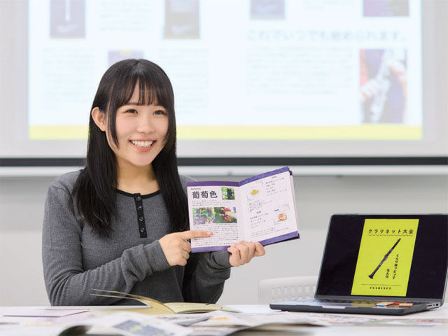 創造表現学部 創造表現学科 メディアプロデュース専攻 変化の激しい情報社会においてメディアの特性を正しく理解。適切な形と方法で情報発信するための理論・表現方法を学びます