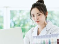 薬科学科学部・学科・コース情報