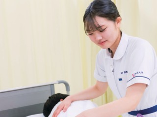 幕張ヒューマンケア学部 看護学科 こころとわざの看護