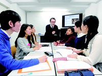 英語本科学部・学科・コース情報