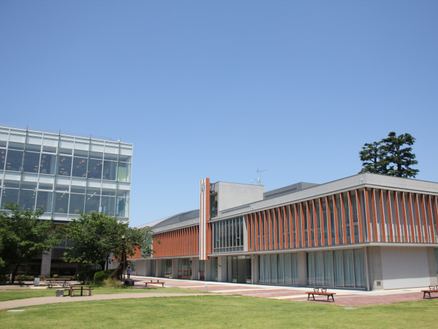 高千穂大学