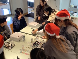 “１コチョイス”Ｄａｙ～クリスマスVer.（ヘアアレンジ／ネイル）の画像