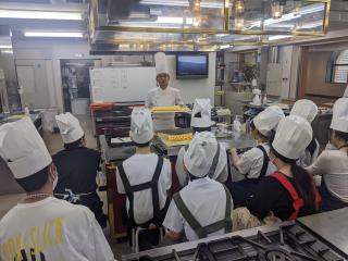 めざせ! 食の演出者　  ～色々な実習に参加して、進みたい道を考えよう!～の画像