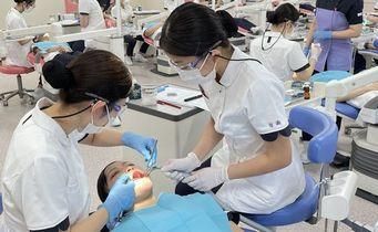 ナゴノ福祉歯科医療専門学校