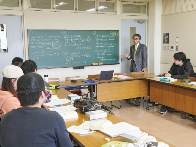 法学部 法律学科 警察・消防コース 警察・消防コース