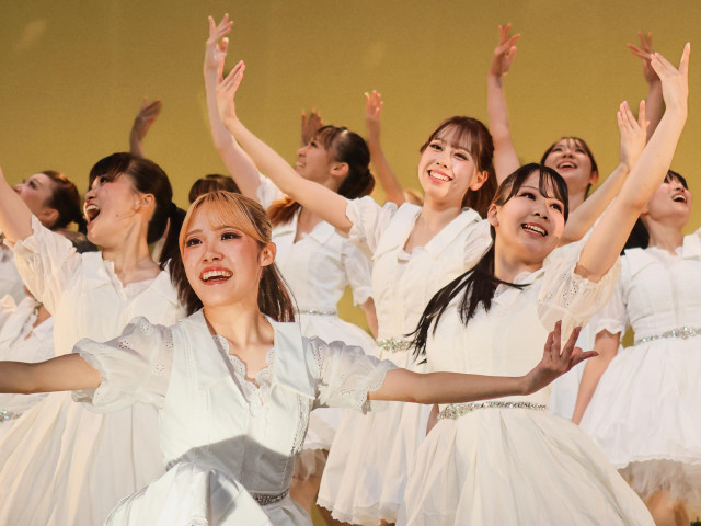 生活文化学科 テーマパークダンス・バレエコース エンターテイナーとして人々に感動を与え、セカンドキャリアも見据え、ダンス業界において活躍できる人材を育成します。