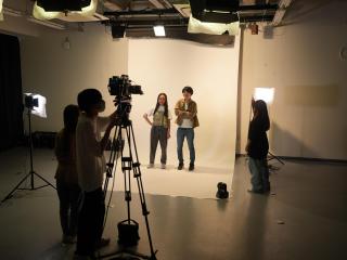 充実したスタジオ、音響設備と最新の機材が常に利用できます！