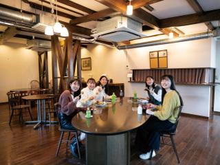 ゆったりとした【カフェテリア♪】