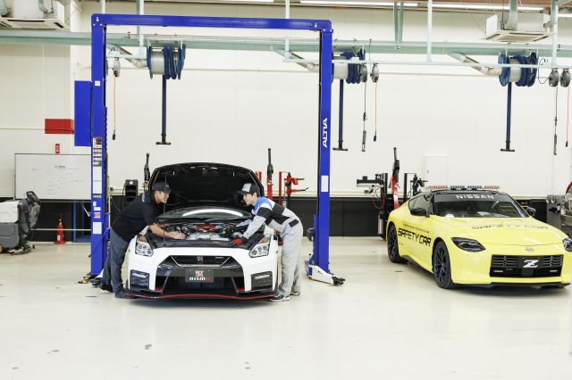 自動車整備科 基礎からステップアップするカリキュラムで実践力が身につく！