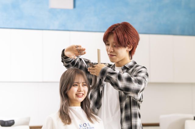 美容本科昼間部 ヘアデザイナーコース ヘアデザイナーコース