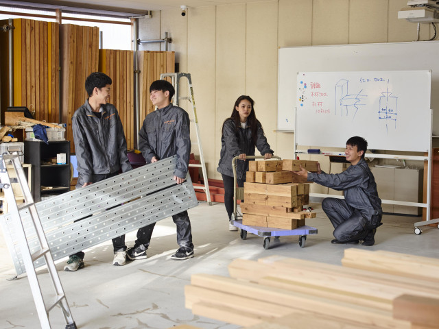 建築施工学科 設計と施工のスキルを身につけ、ハイレベルな施工管理者になる