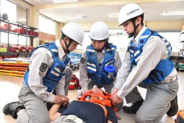 救急救命科 生命を守る最前線 　緊急対応のプロフェッショナル