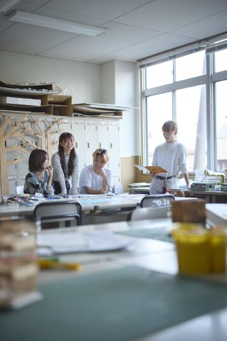 建築学科 『つくる』をプロの仕事に。デザインを含む設計分野と施工分野をバランスよく学ぶ。