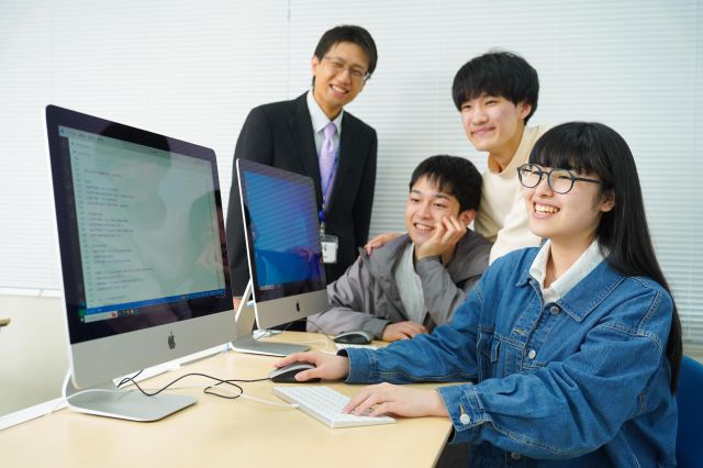 大学併修学科 大学・AIシステム専攻 最適なAIシステムを開発するAIエンジニアを育成